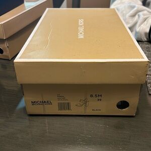 Michael Kors, Liz Sandal, Leather